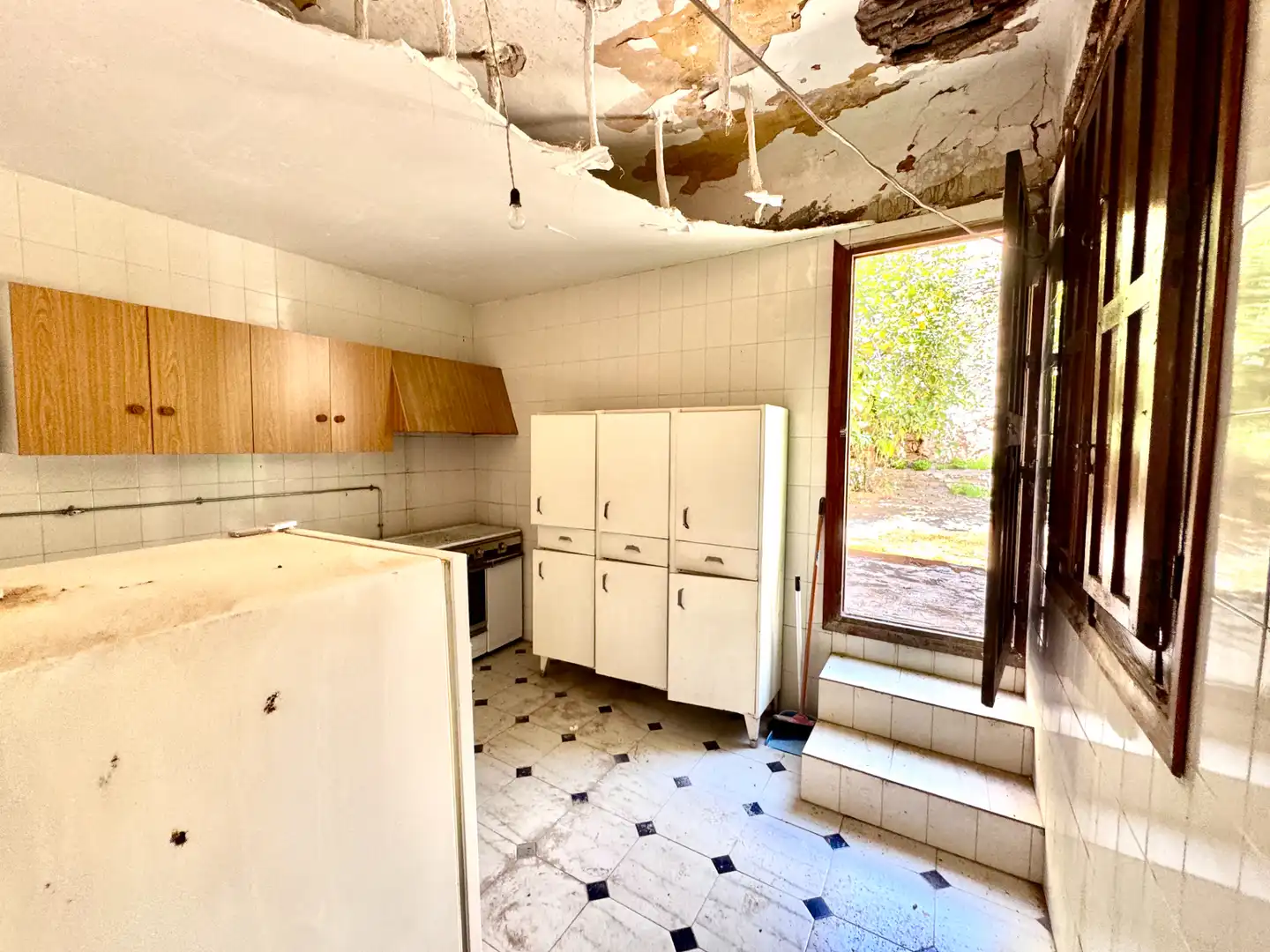 Cocina de Casa o chalet en venta en Lanjarón con Jardín privado y Amueblado