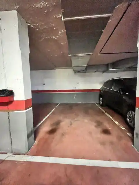Parkplatz von Garage zur Miete in Gijón 