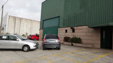 Se alquila nave de 1500 m2 en Bertoa, Carballo