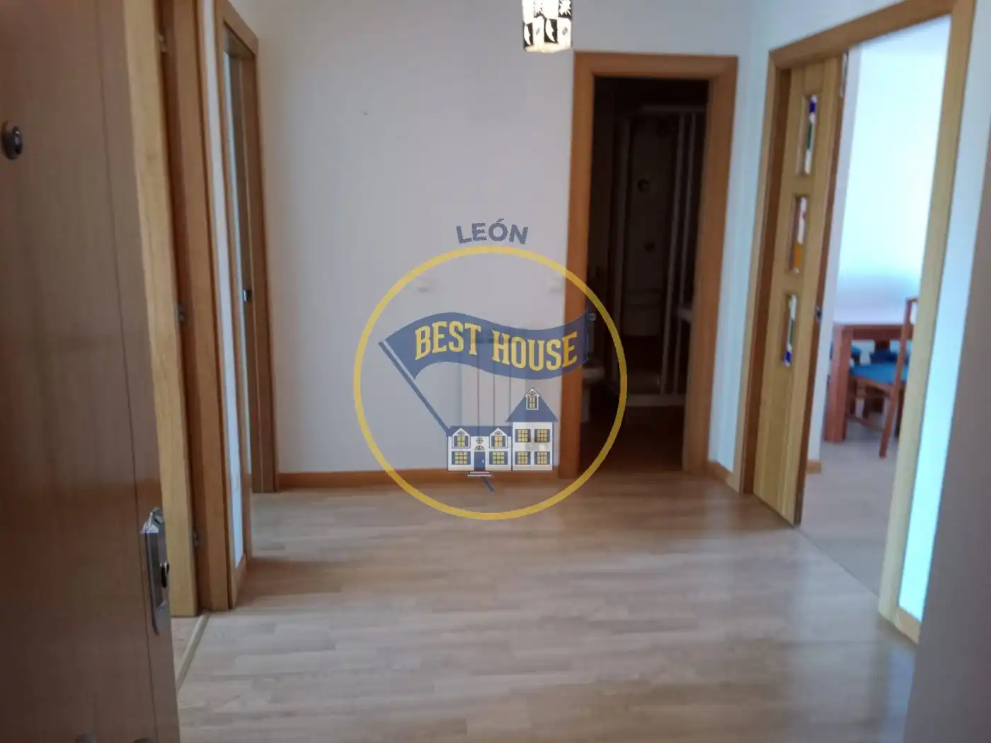 Apartamento en venta en Villaquilambre con Calefacción, Terraza y Trastero