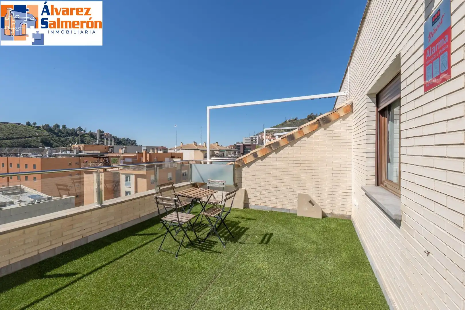 Terraza de Casa adosada en venta en Granada con Aire acondicionado y Terraza