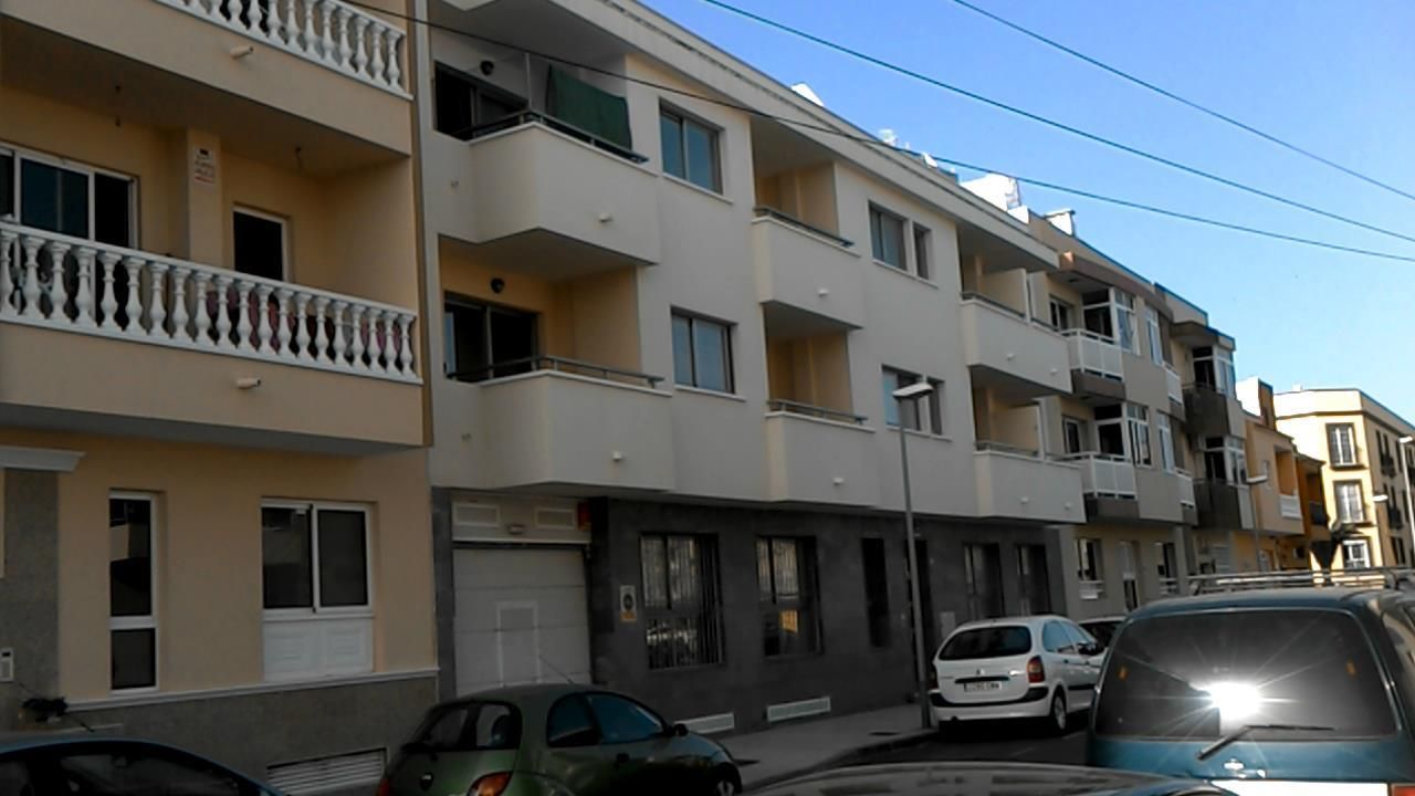 Vista exterior de Garatge en venda en Granadilla de Abona