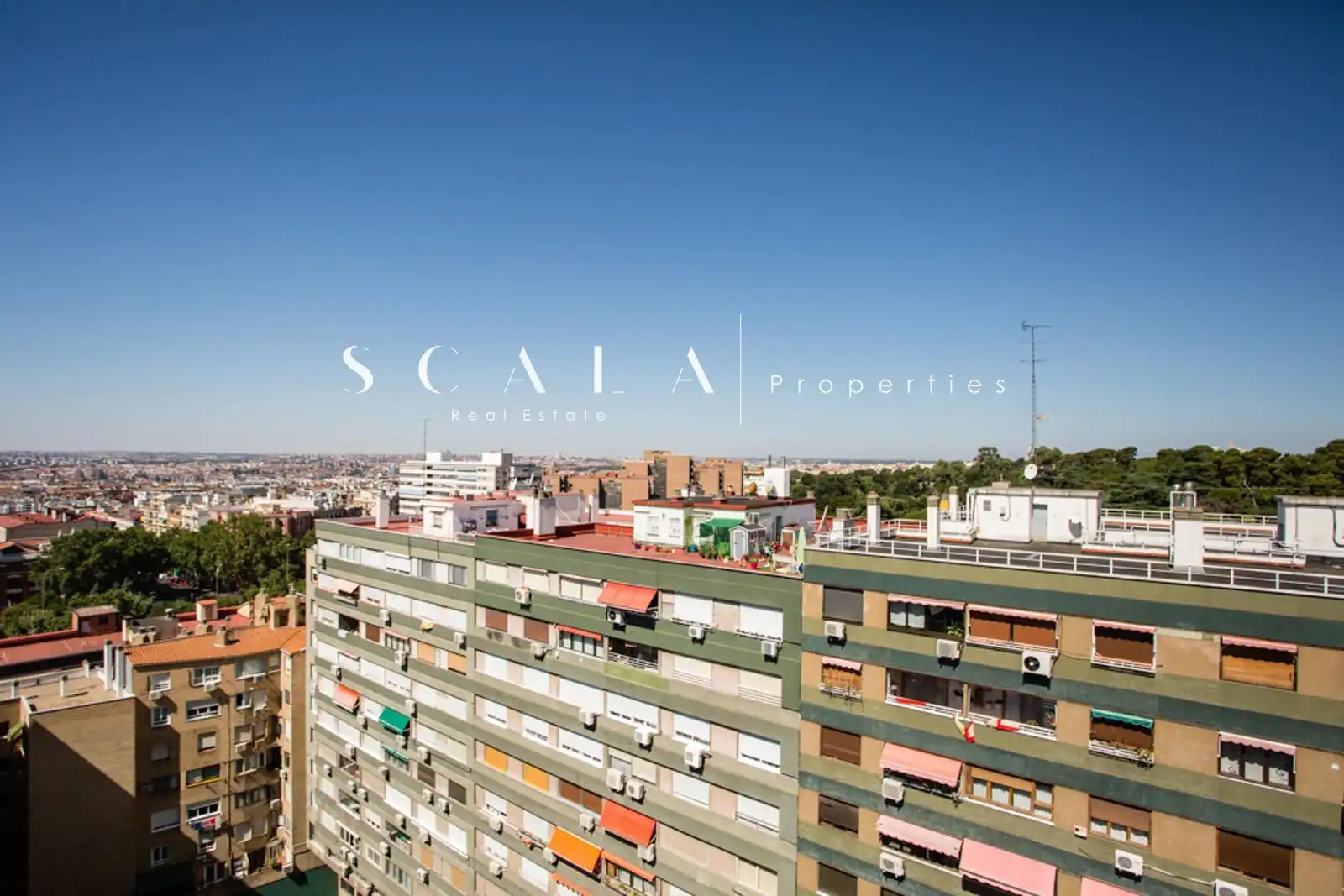 Außenansicht von Dachboden zur Miete in Madrid mit Klimaanlage, Heizung und Schwimmbad