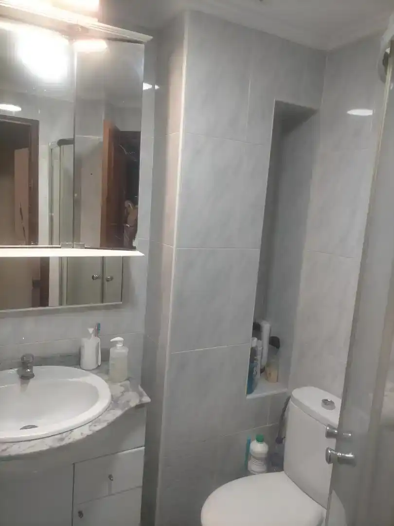 Bany de Pis per a compartir en Centro Ciudad