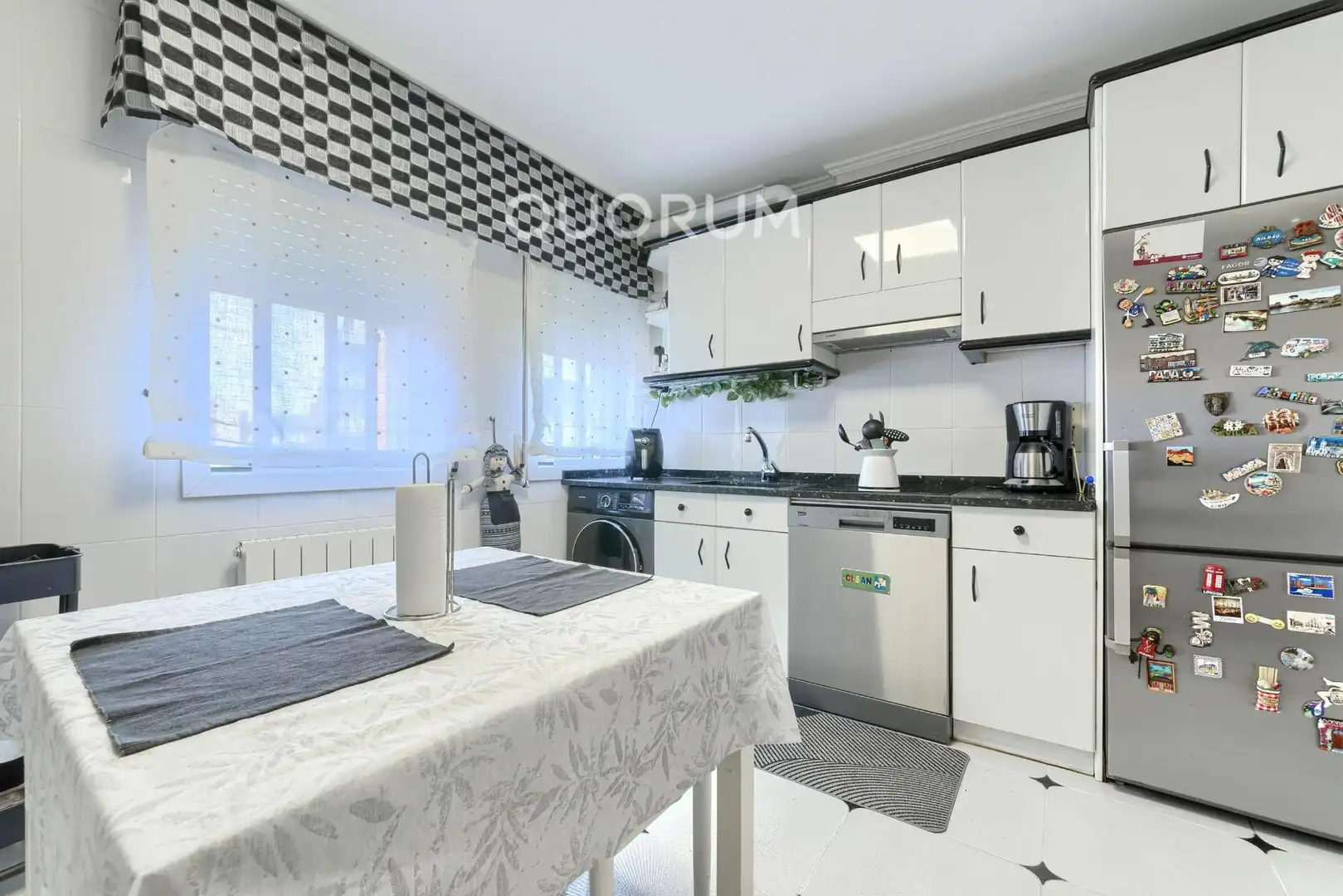 Küche von Wohnung zum Verkauf in Basauri  mit Heizung, Terrasse und Balkon