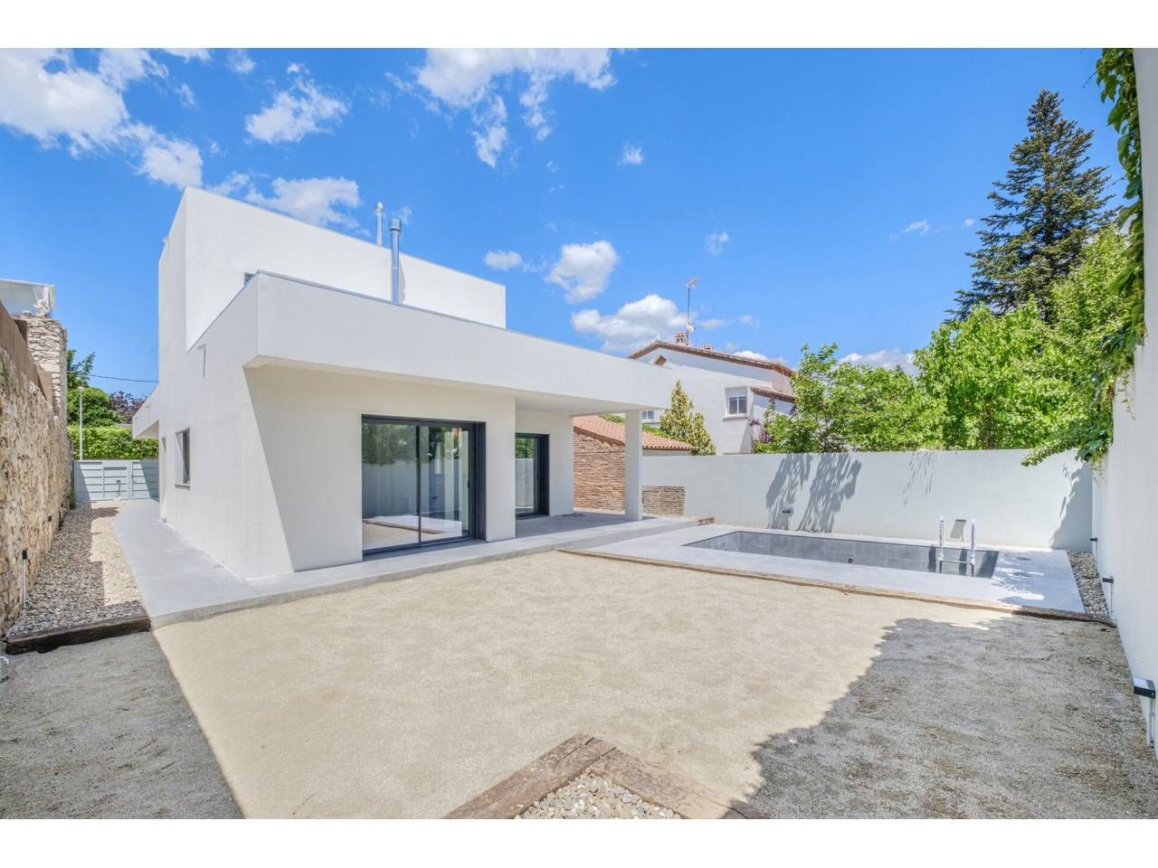Exterior view of House or chalet for sale in Matadepera  with Air Conditioner, Heating and Private garden