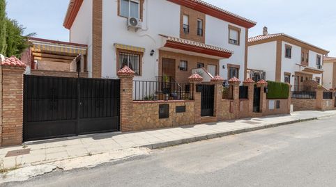 Foto 2 de Casa adosada en venta en Calle del Estanque, Gójar, Granada