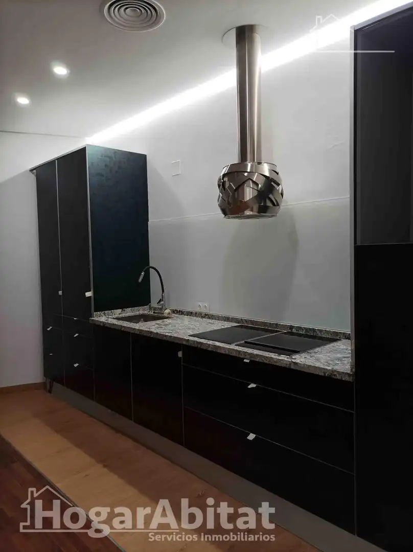 Cocina de Piso en venta en Valencia con Aire acondicionado