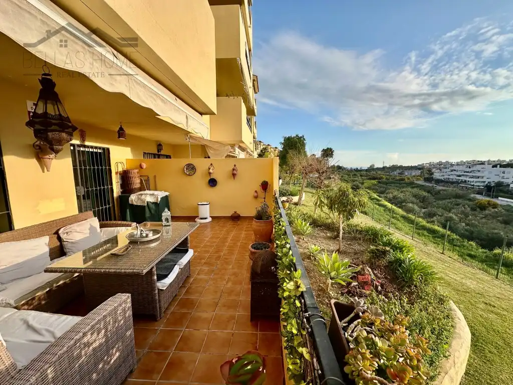 Terraza de Piso en venta en Estepona con Aire acondicionado, Terraza y Piscina