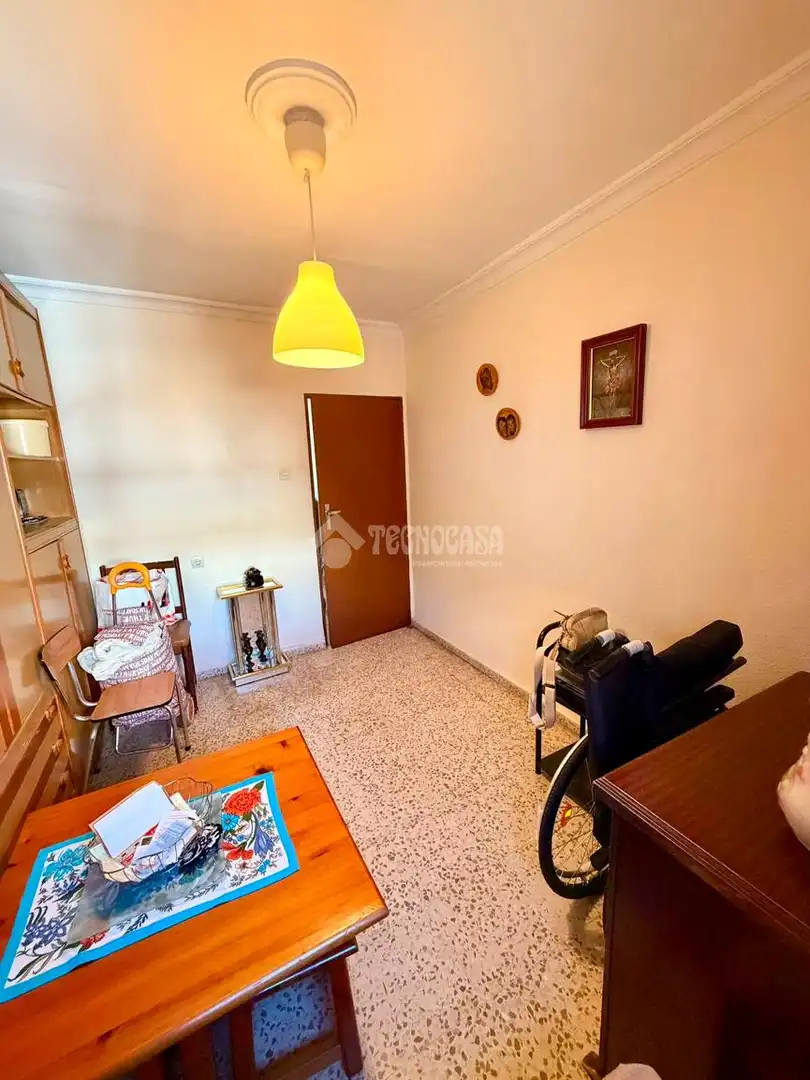 Sala d'estar de Pis en venda en Sevilla amb Calefacció i Terrassa