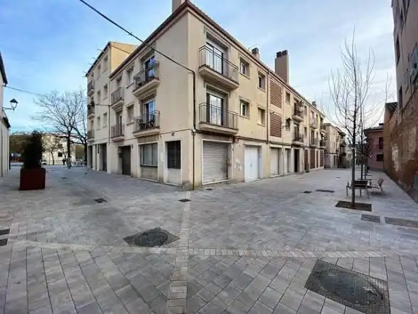 Vista exterior de Casa adosada en venda en Parets del Vallès amb Aire condicionat, Calefacció i Terrassa