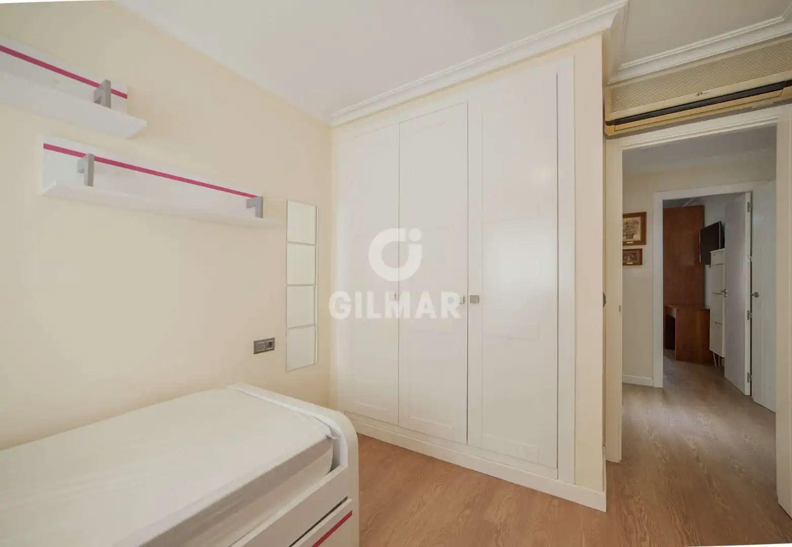 Bedroom of Flat for sale in Sevilla  with Heating and Storage room