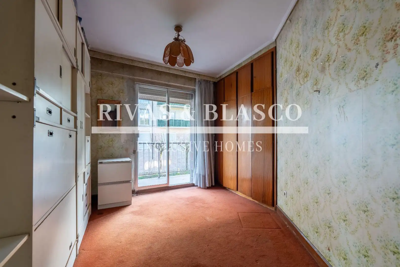 Bedroom of Apartments for sale in Donostia - San Sebastián   with Heating and Storage room