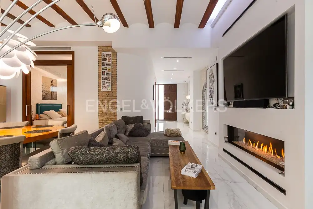 Sala d'estar de Apartament de lloguer en Valencia amb Aire condicionat, Calefacció i Terrassa