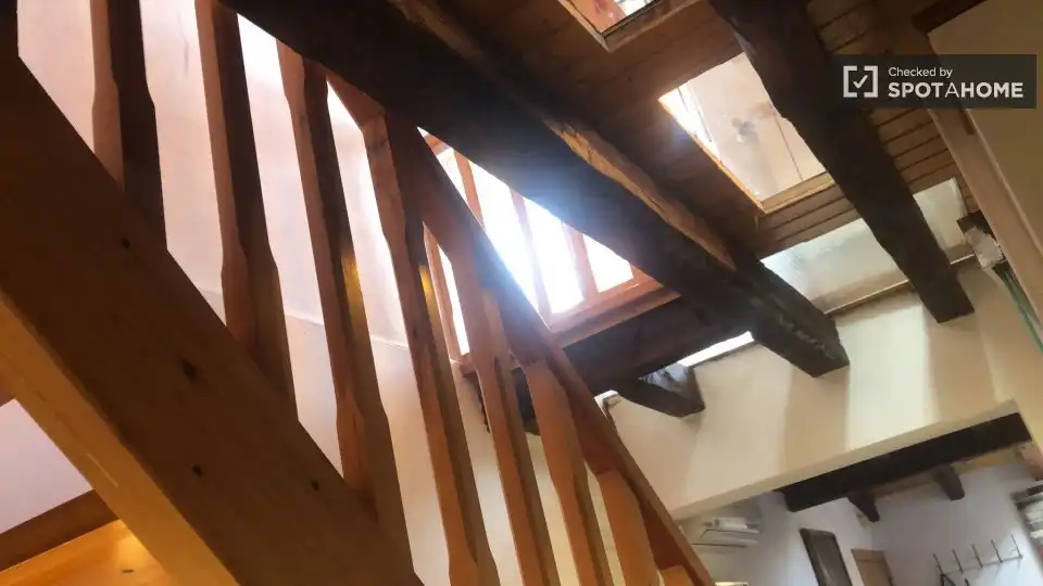 Appartamento con terrazza in affitto a Centro, imagen 10