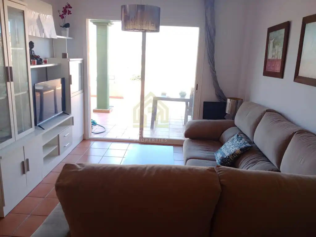 Wohnzimmer von Wohnungen zum Verkauf in La Alcaidesa mit Klimaanlage, Terrasse und Schwimmbad