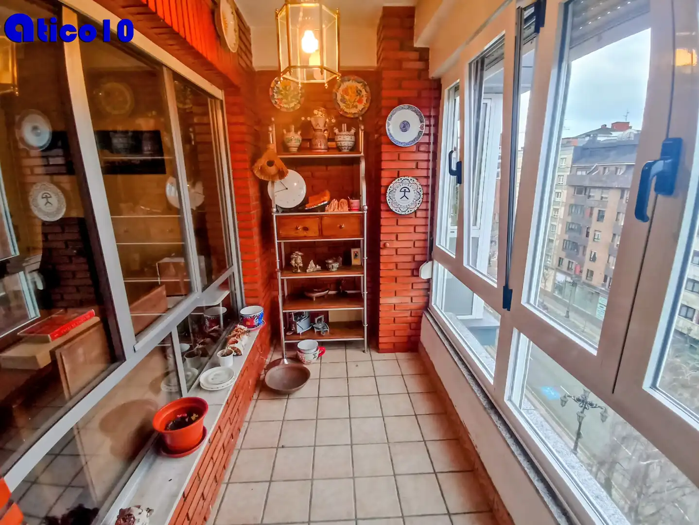 Terraza de Piso en venta en Oviedo  con Calefacción, Parquet y Terraza