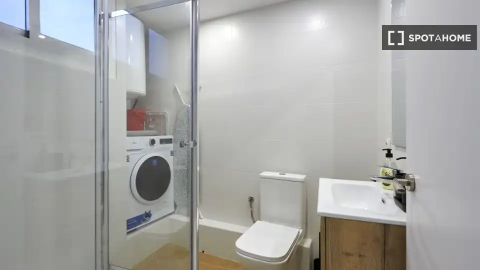 Flat with terrace to rent in Ciutat Vella, imagen 10
