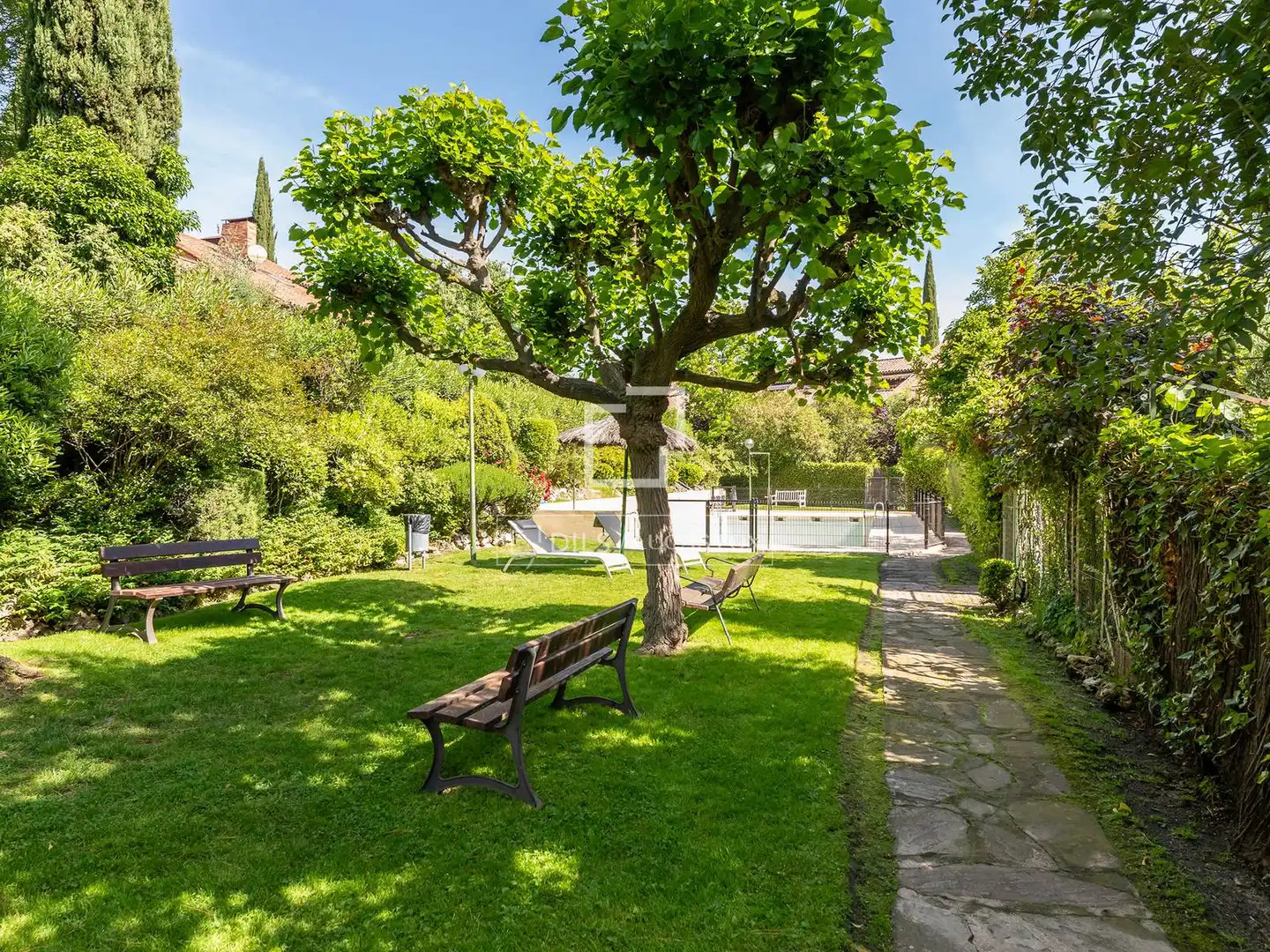 Jardí de Casa o xalet en venda en Majadahonda amb Aire condicionat, Jardí privat i Terrassa