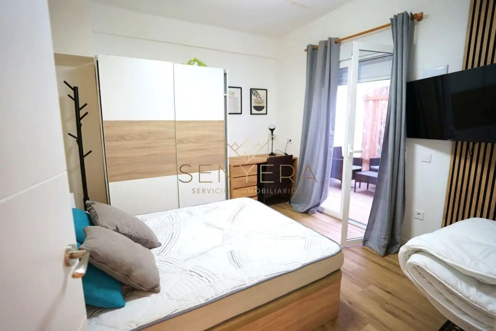Schlafzimmer von Erdgeschoss zum Verkauf in Valencia mit Klimaanlage und Terrasse