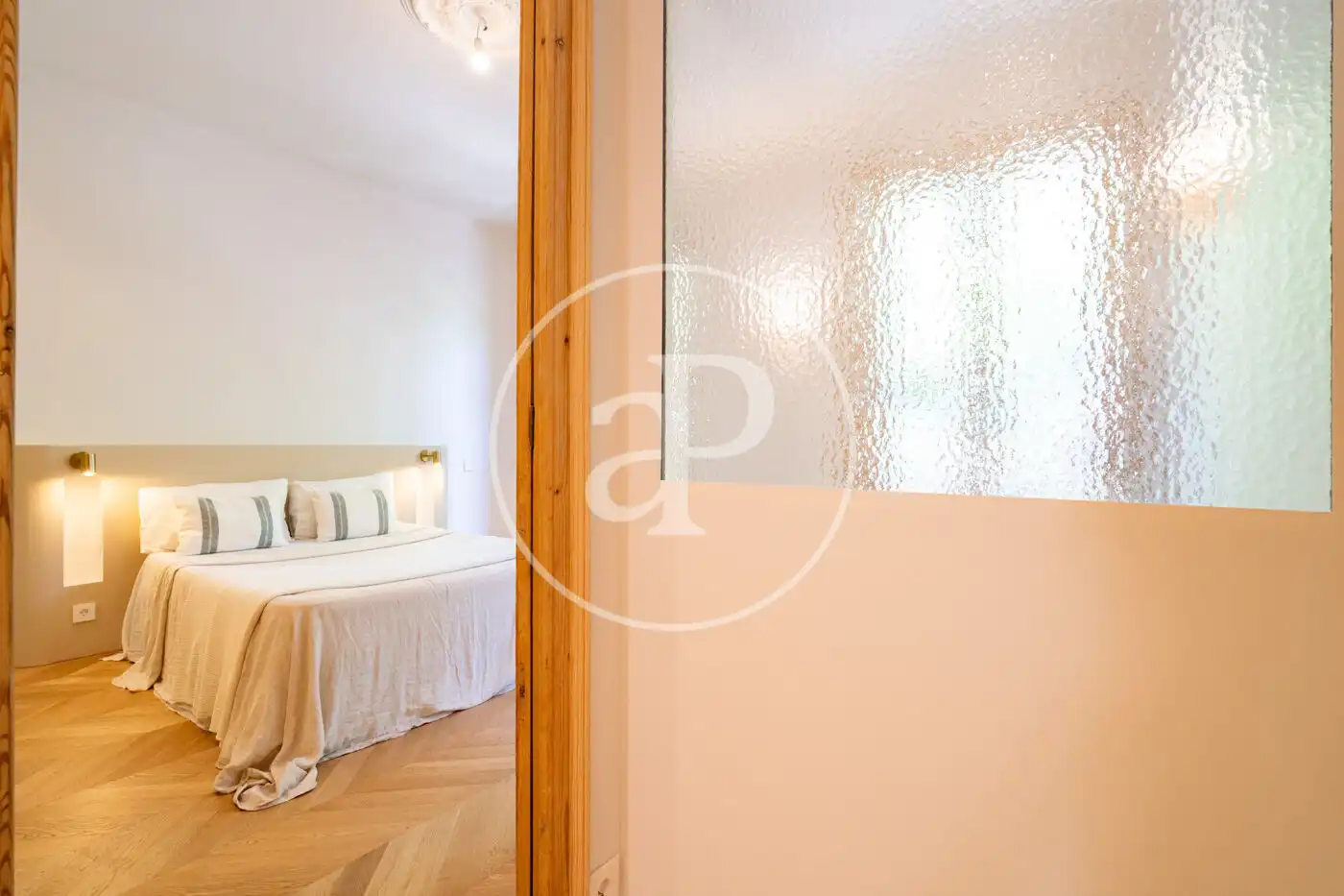 Habitación de Piso en venta en Barcelona con Aire acondicionado, Calefacción y Terraza