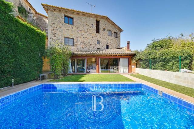 Finca rústica en Venta en Torrent (Girona)