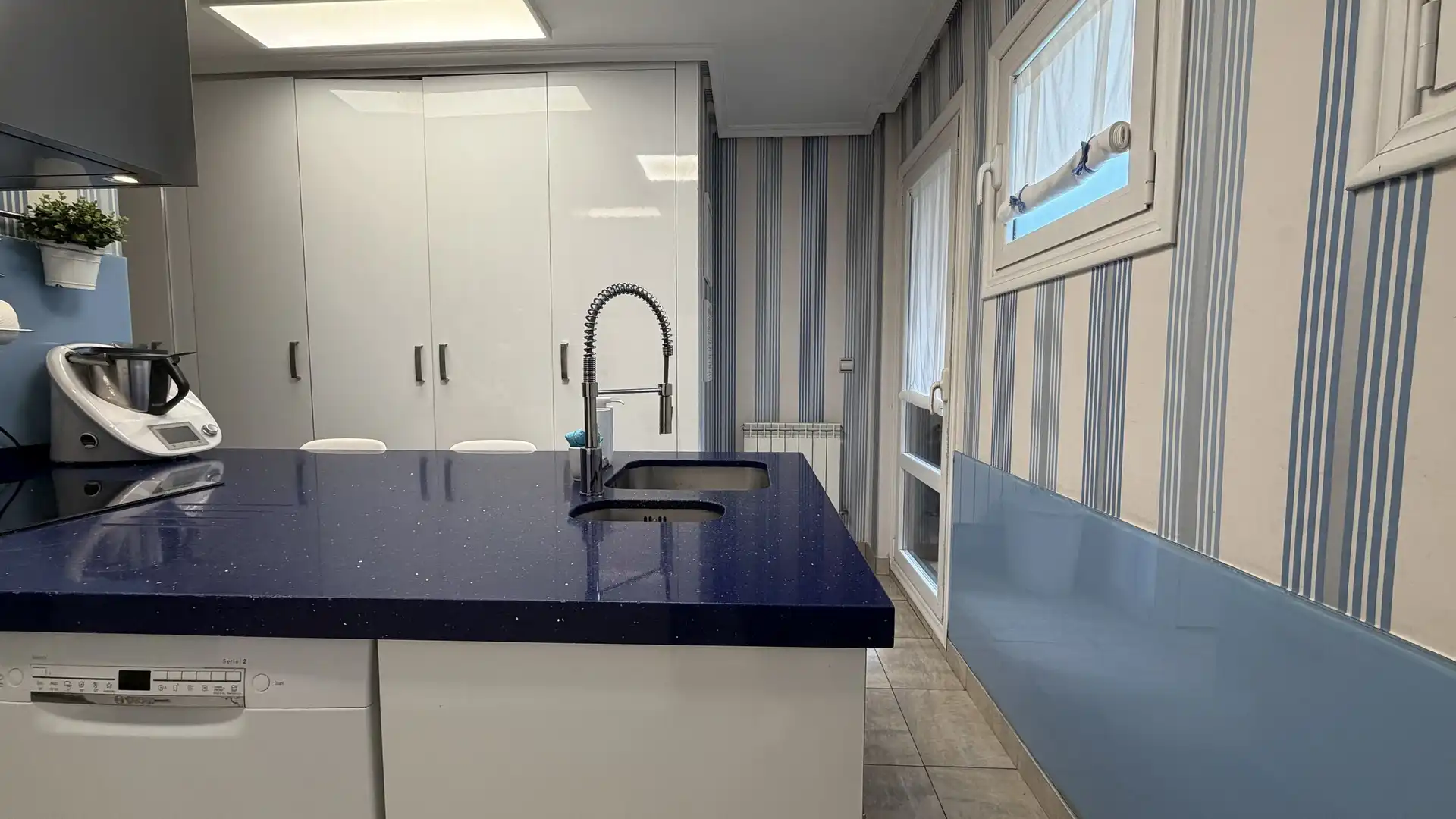 Cocina de Piso en venta en Leioa con Calefacción, Jardín privado y Terraza