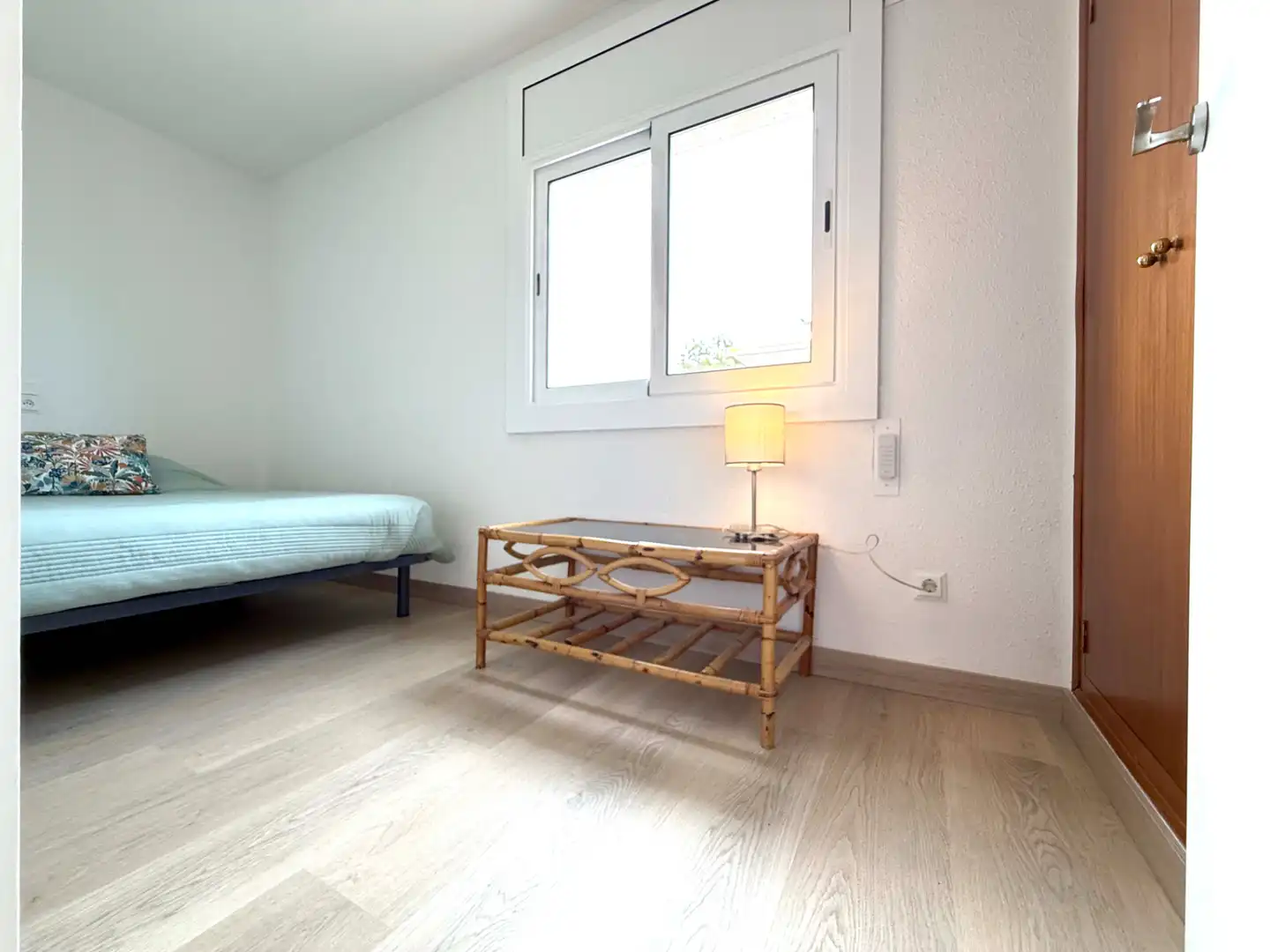 Schlafzimmer von Einfamilien-Reihenhaus zum Verkauf in Cambrils mit Klimaanlage, Heizung und Terrasse