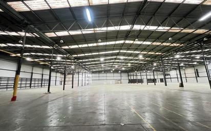 Vista exterior de Nau industrial en venda en Barberà del Vallès amb Calefacció i Alarma