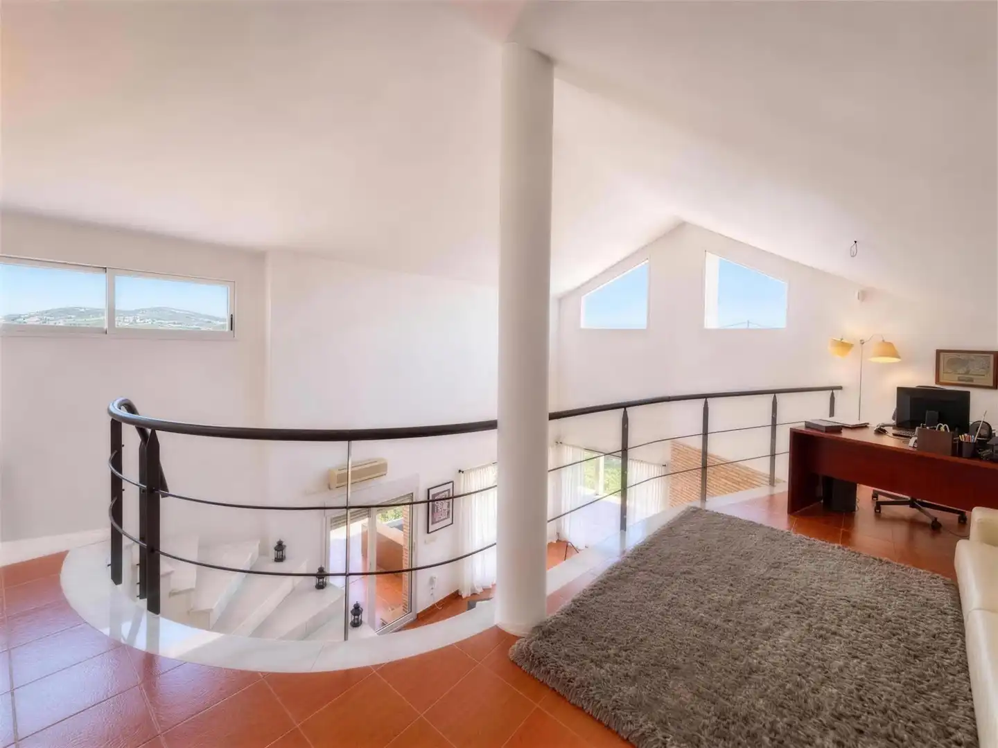 Piso de alquiler en Alicante / Alacant con Terraza, Amueblado y Balcón
