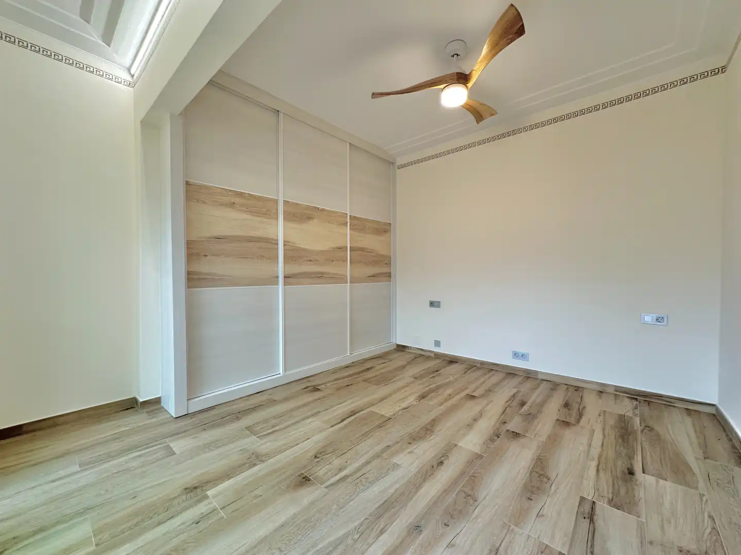 Habitación de Ático en venta en Barcelona con Aire acondicionado, Calefacción y Terraza