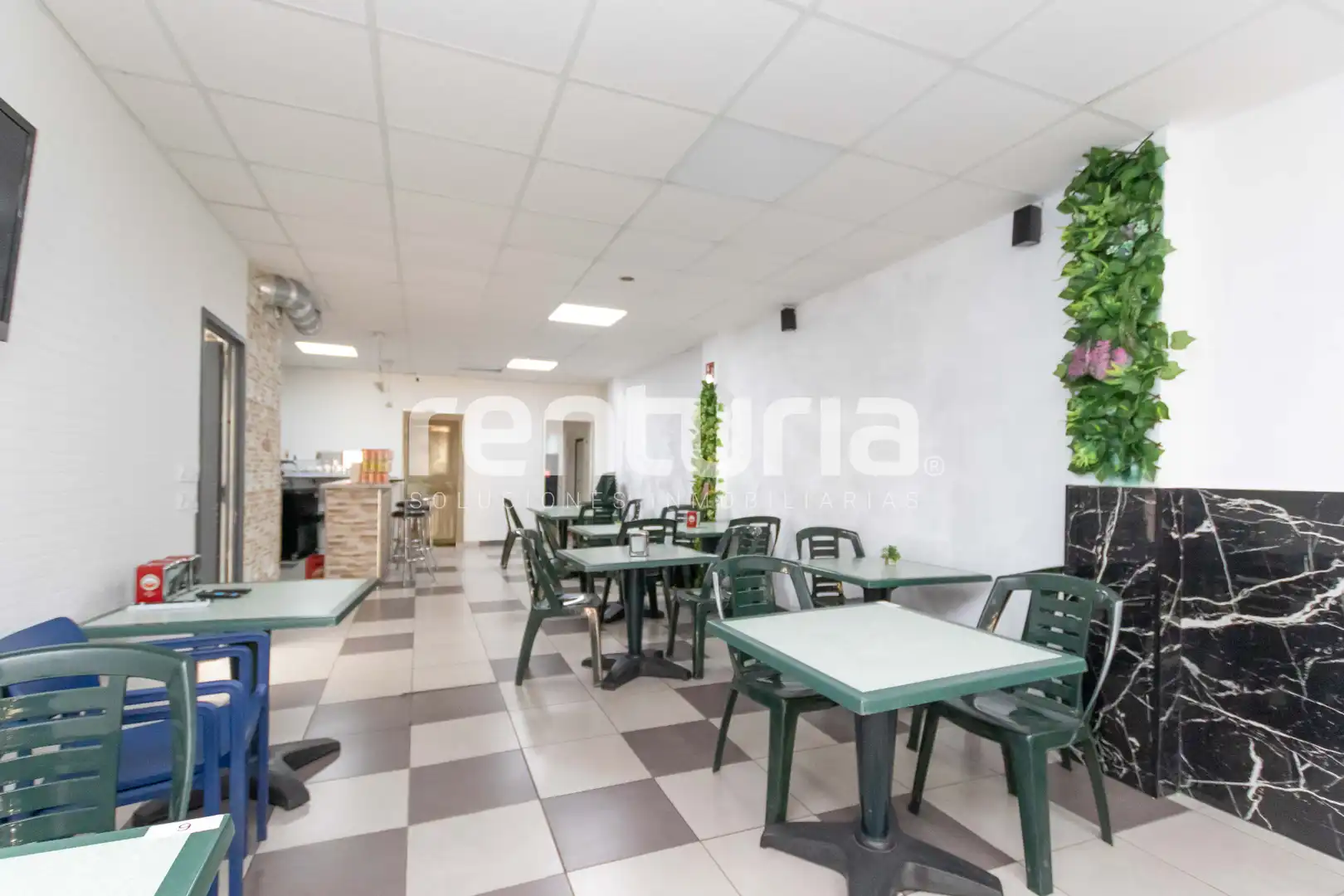 Local en venta en Gandia con Aire acondicionado, Terraza y Amueblado