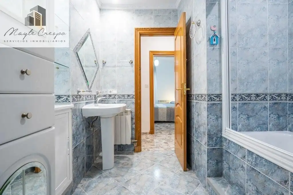 Piso con ascensor en venta en Calle Águila, imagen 26