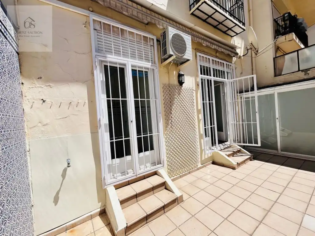 Vista exterior de Piso en venta en Madrid con Terraza