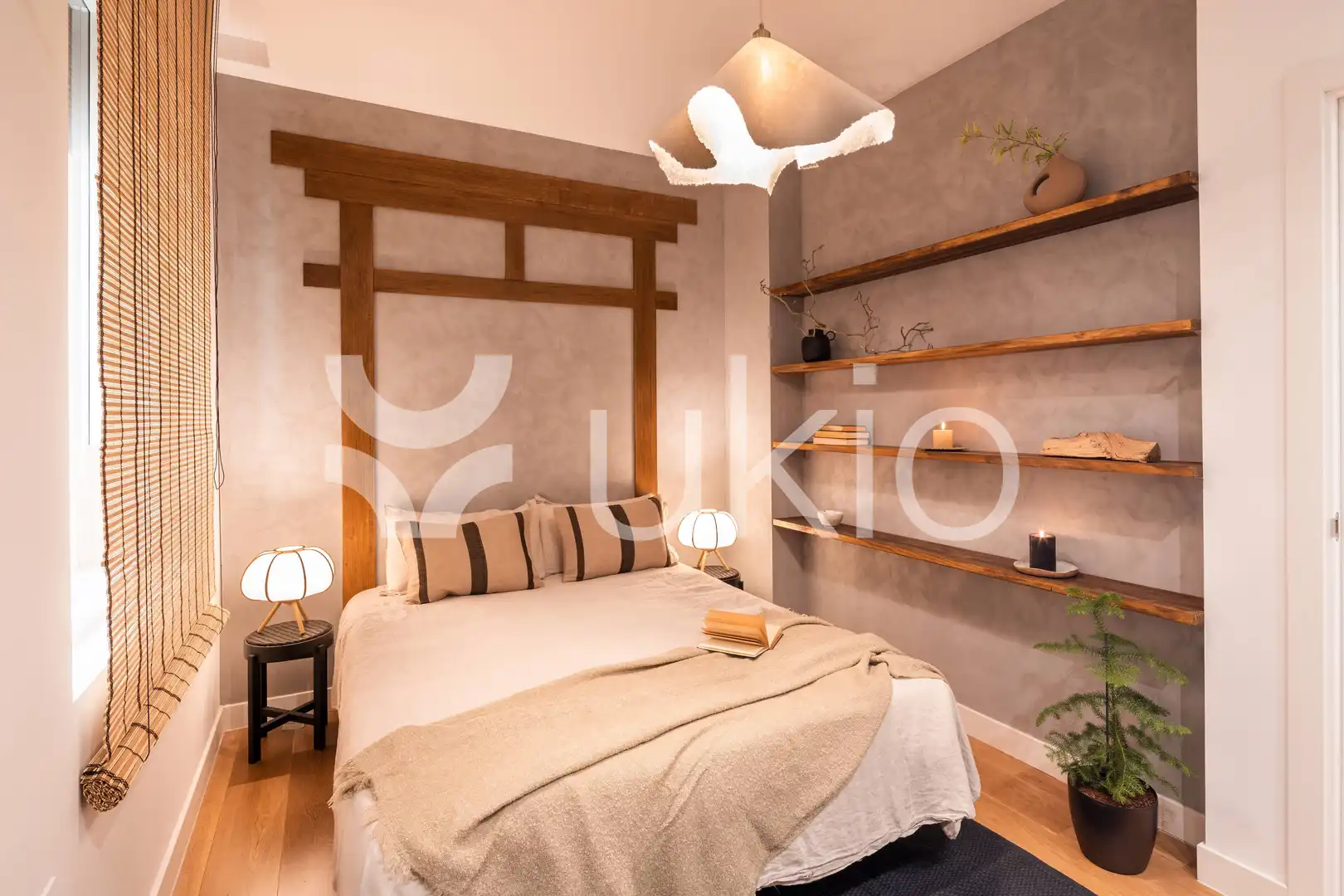 Habitación de Apartamento de alquiler en Madrid con Aire acondicionado, Calefacción y Amueblado