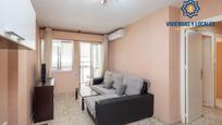 Bedroom of Flat for sale in  Granada Capital  with Terrace and Balcony