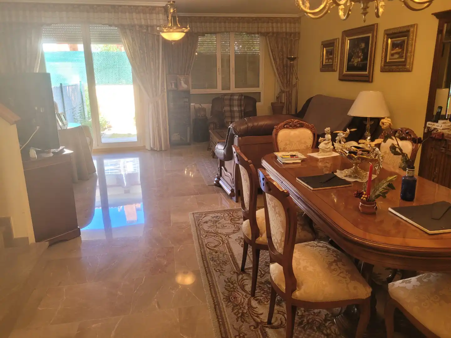 Comedor de Casa adosada en venta en Soria Capital  con Calefacción, Jardín privado y Parquet