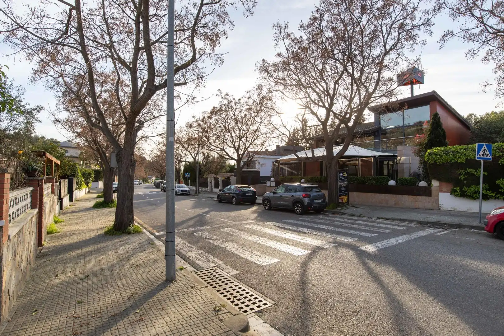 Exterior view of Commercial properties for sale in Sant Cugat del Vallès