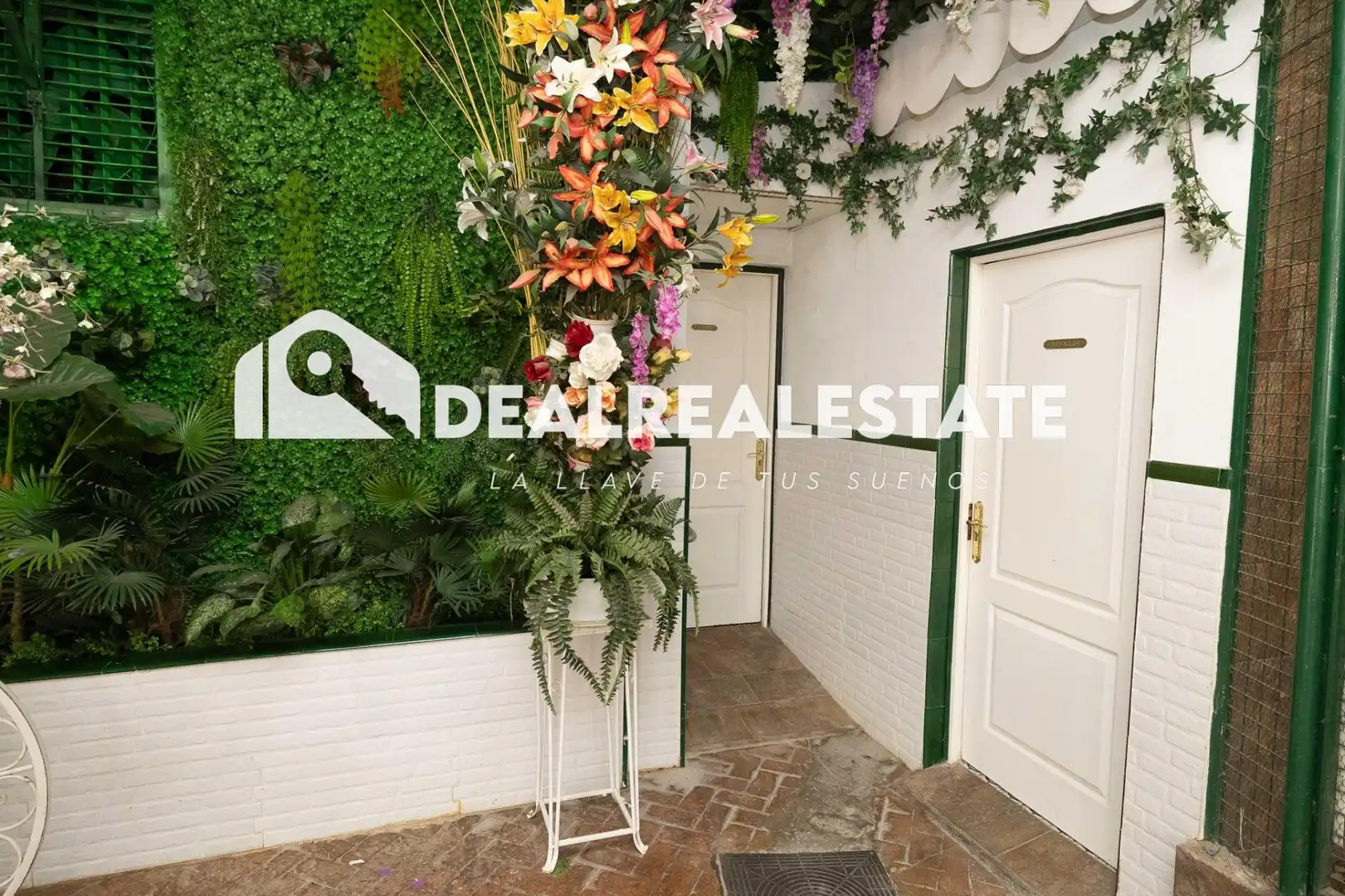 Local en venta en Calle FRAY LEOPOLDO ALPANDEIRE, Torre de la Reina