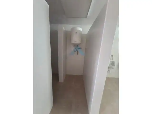 Badezimmer von Fabrikhallen zur Miete in Alcalá de Henares mit Alarm