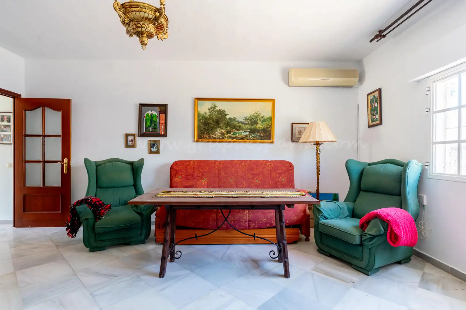 Sala de estar de Casa o chalet en venta en Villanueva del Ariscal con Aire acondicionado, Calefacción y Jardín privado