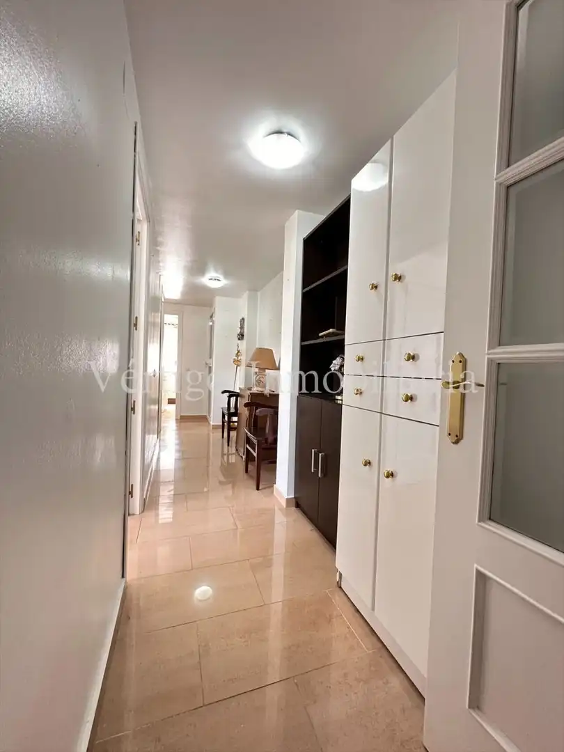 Flat for sale in Dos Hermanas  with Air Conditioner, Heating and Private garden