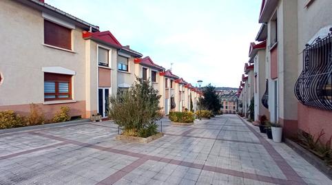 Foto 2 von Einfamilien-Reihenhaus zum Verkauf in Iparraguirre Kalea, Azken Portu - Behobia, Irun