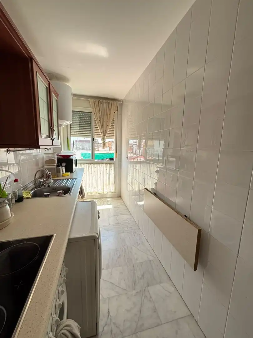Kitchen of Flat for sale in Camas  with Air Conditioner