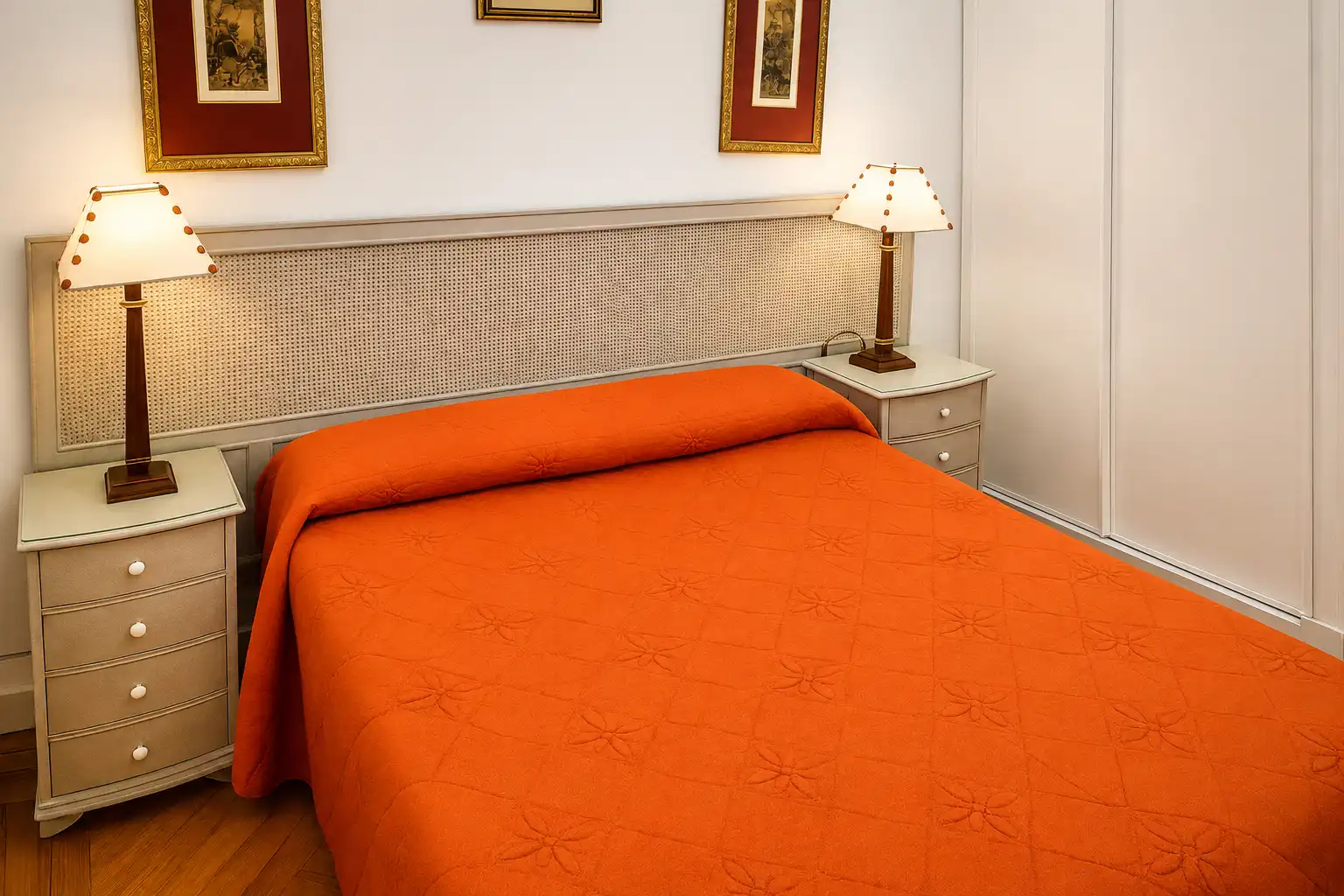 Schlafzimmer von Wohnung zur Miete in Santander mit Heizung, Möbliert und Ofen