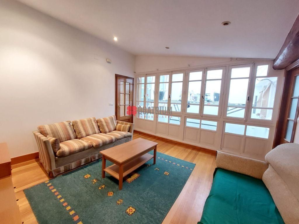 Wohnzimmer von Wohnung zum Verkauf in Santiago de Compostela  mit Heizung