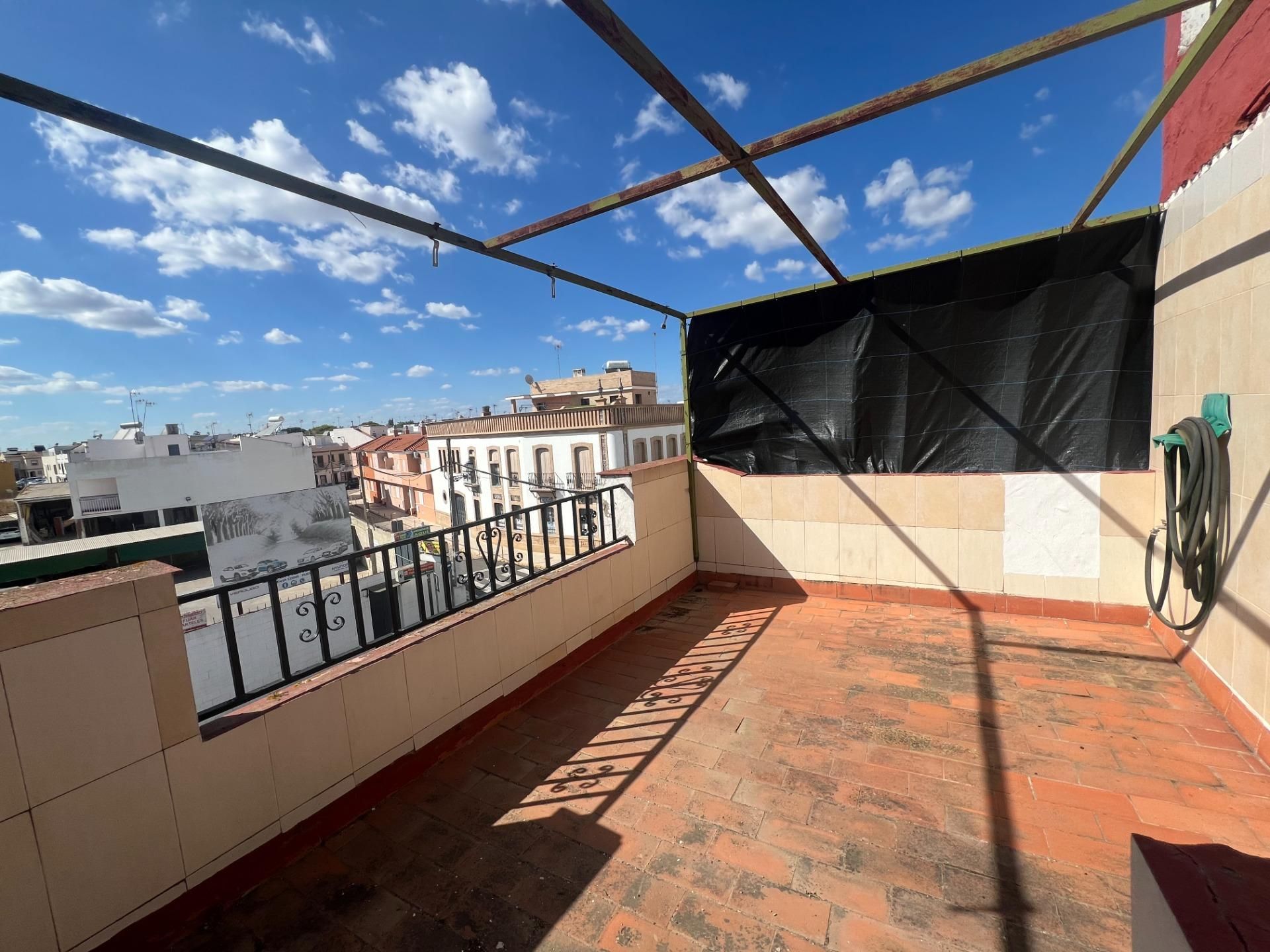 Terrassa de Casa o xalet en venda en Coria del Río