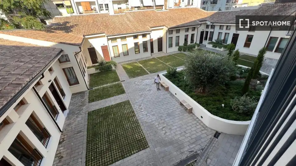 Terrassa de Pis de lloguer en Mislata amb Aire condicionat, Calefacció i Moblat