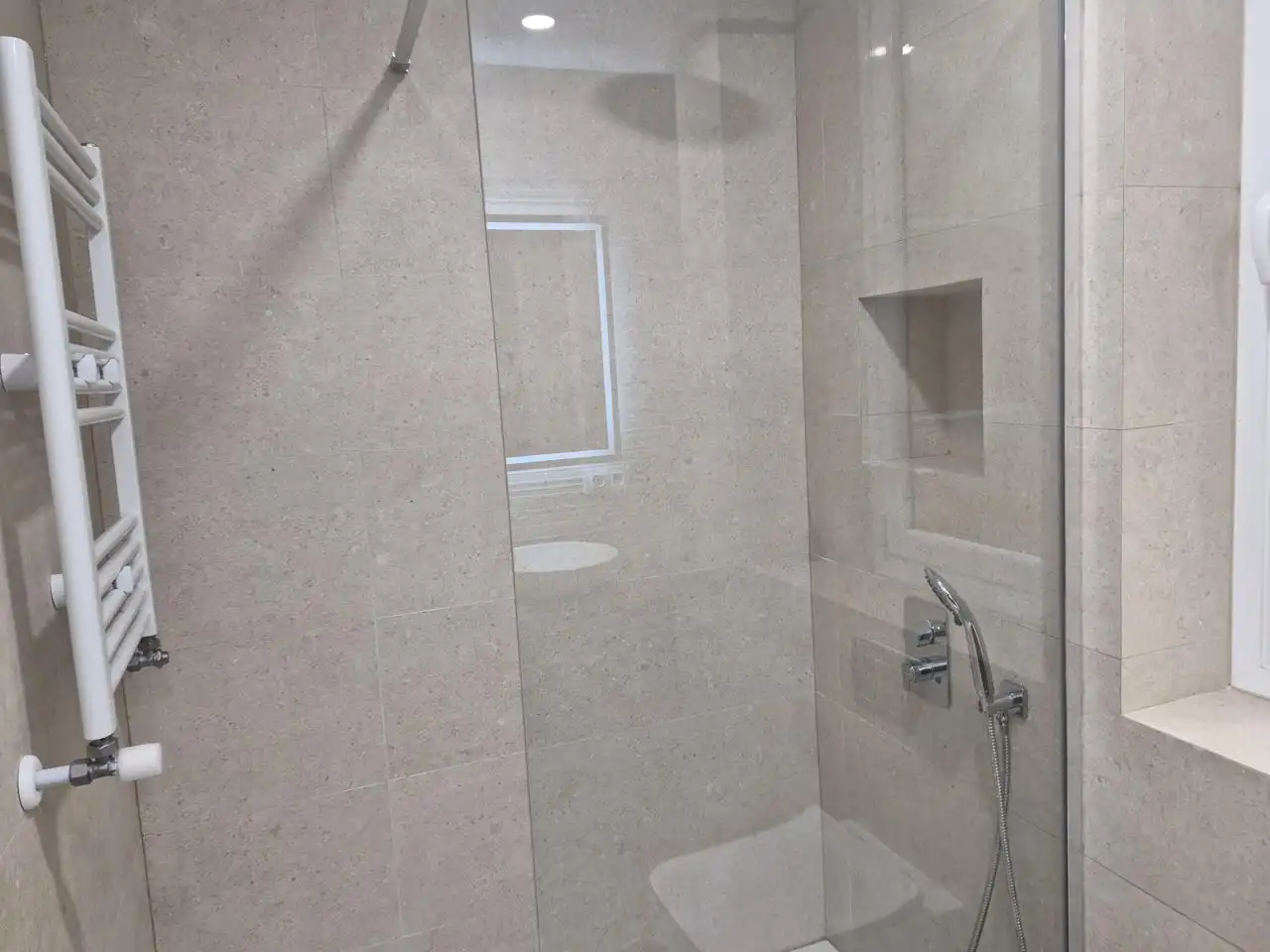 Baño de Piso en venta en Madrid con Aire acondicionado y Calefacción