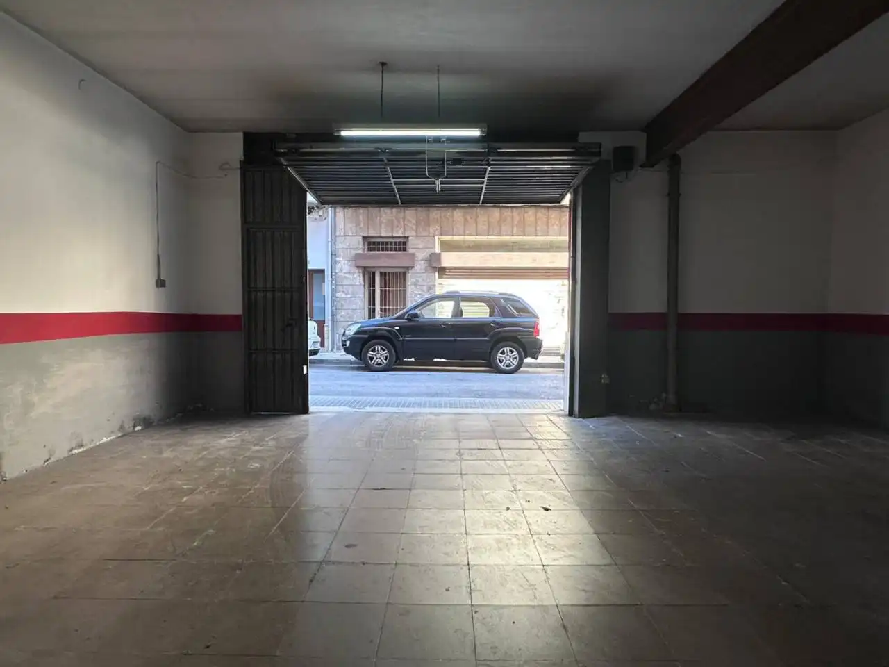 Aparcament de Garatge en venda en La Llagosta